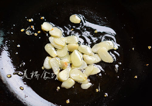 不用油炸青椒炒茄子4