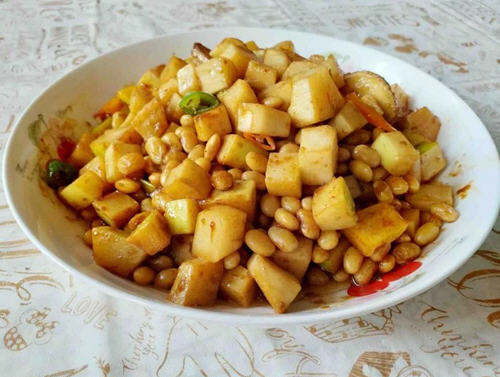 竹笋烧黄豆1