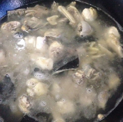 孕妇水鱼煲鸡汤3