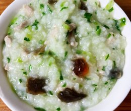 #春日露营 易享“佳”味 #美味营养的皮蛋瘦肉粥的做法