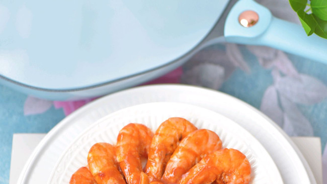 夏日开胃菜茄汁油焖大虾的做法