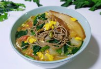 葱油茄蛋菠菜面的做法