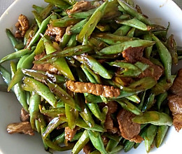 豆角炒肉的做法