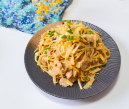 茭白炒肉的做法