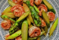 #夏至日，大口吃面#芦笋炒虾仁的做法