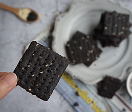 营养芝麻苏打饼干的做法