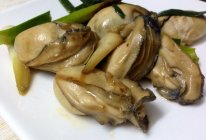 蒜苗爆炒生蚝的做法