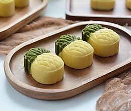 #鲜到鲜得，月满中秋，沉鱼落宴#  入口即化的奶香绿豆糕的做法