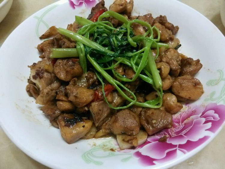 辣椒鸡腿肉的做法