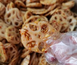 凉拌蒜香藕片的做法