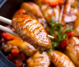 塔吉锅南瓜焖鸡翅的做法