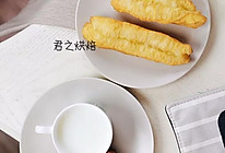 这些天，我炸油条的技术越来越炉火纯青了的做法