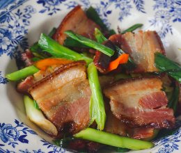 #一蔬一饭皆告白#腊肉炒蒜苗的做法