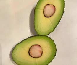 香蕉牛油果解压奶昔的做法