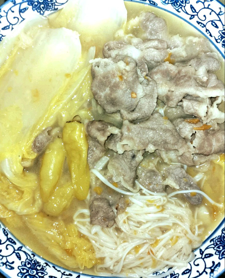 泡椒酸汤肥牛的做法
