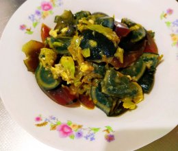 尖椒擂皮蛋☞不好看但是绝对好吃的一道菜的做法