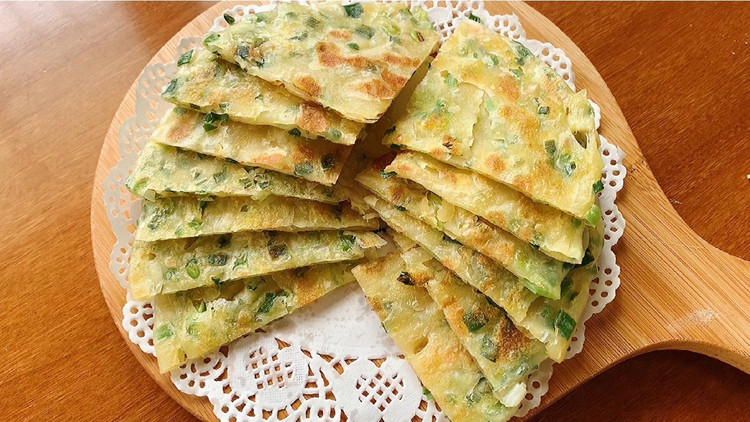 外酥里软葱油饼的做法