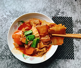 辣白菜炒回锅五花肉的做法