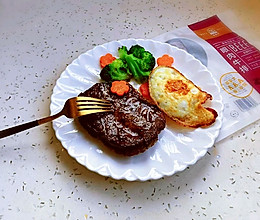 #憋在家里吃什么#黑胡椒酱汁牛排的做法