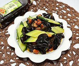 凉拌黄瓜木耳的做法