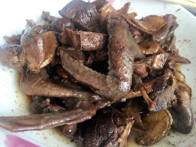 炒鸽子的做法