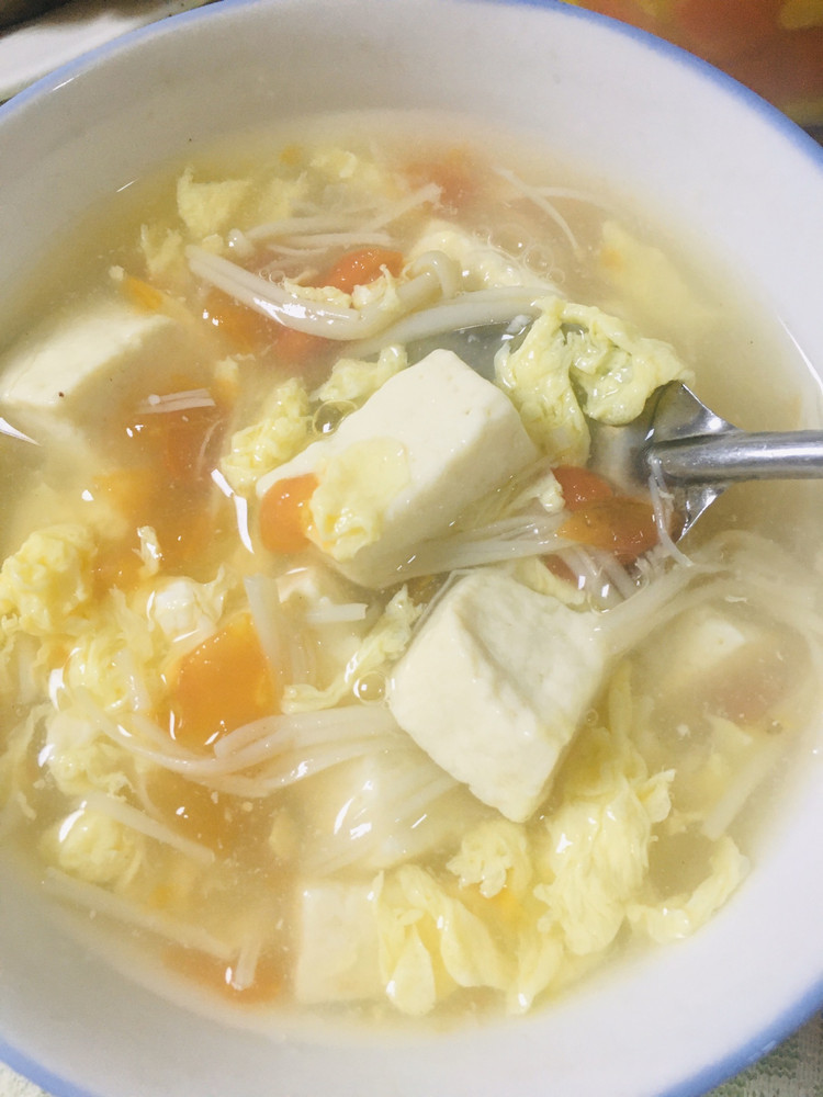 金针菇豆腐汤的做法