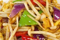 海鲜菇炒鸡蛋的做法