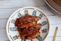 不加一滴水的可乐鸡翅的做法