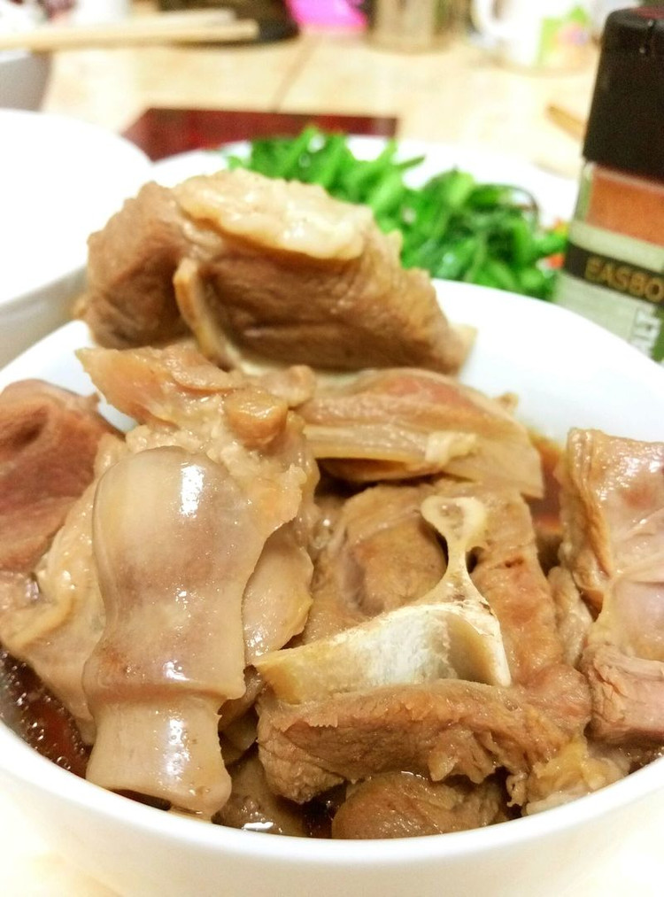 红烧羊腿肉的做法