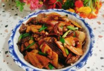 莲藕炒肉的做法