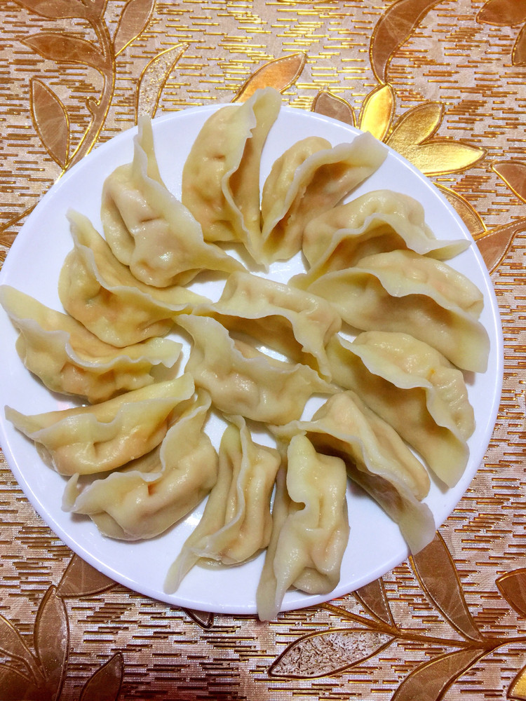 胡萝卜鸡肉馅饺子的做法