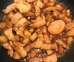 五花肉炖土豆的做法