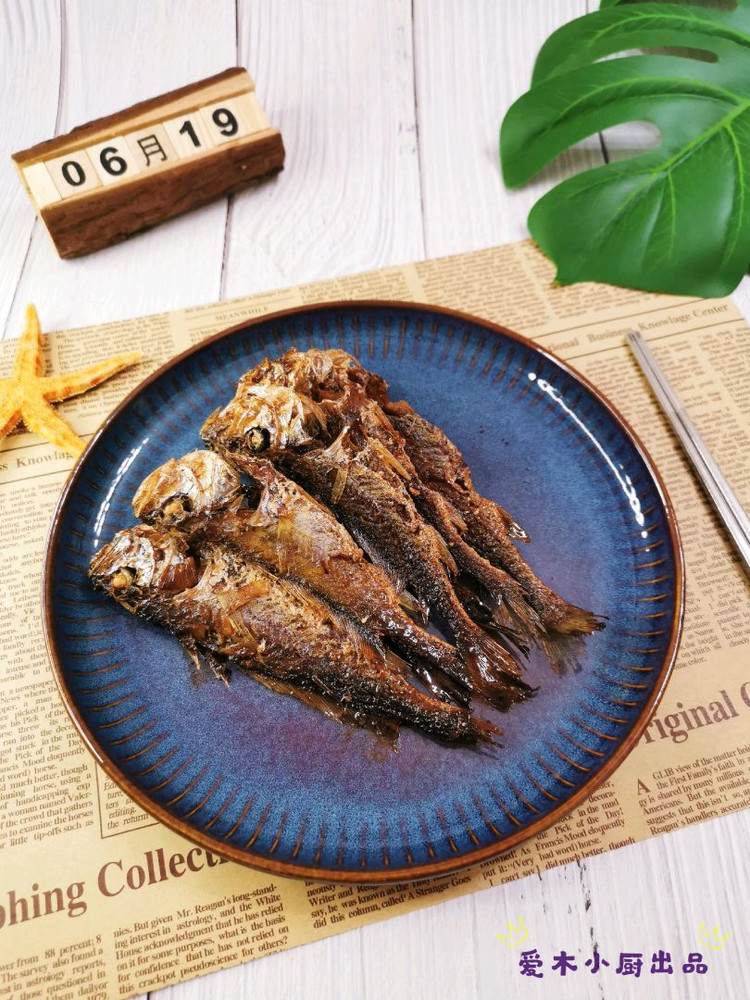 罐头黄花鱼——鱼骨酥烂，咸中带甜，甜中带鲜的做法