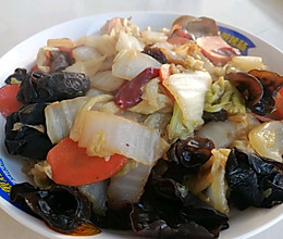 #憋在家里吃什么#家的味道-木耳白菜片的做法