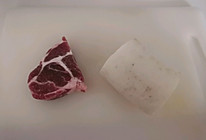 鲜鲜鲜生汆丸子萝卜汤的做法