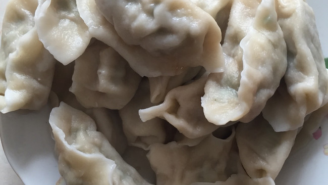 青椒猪肉水饺的做法