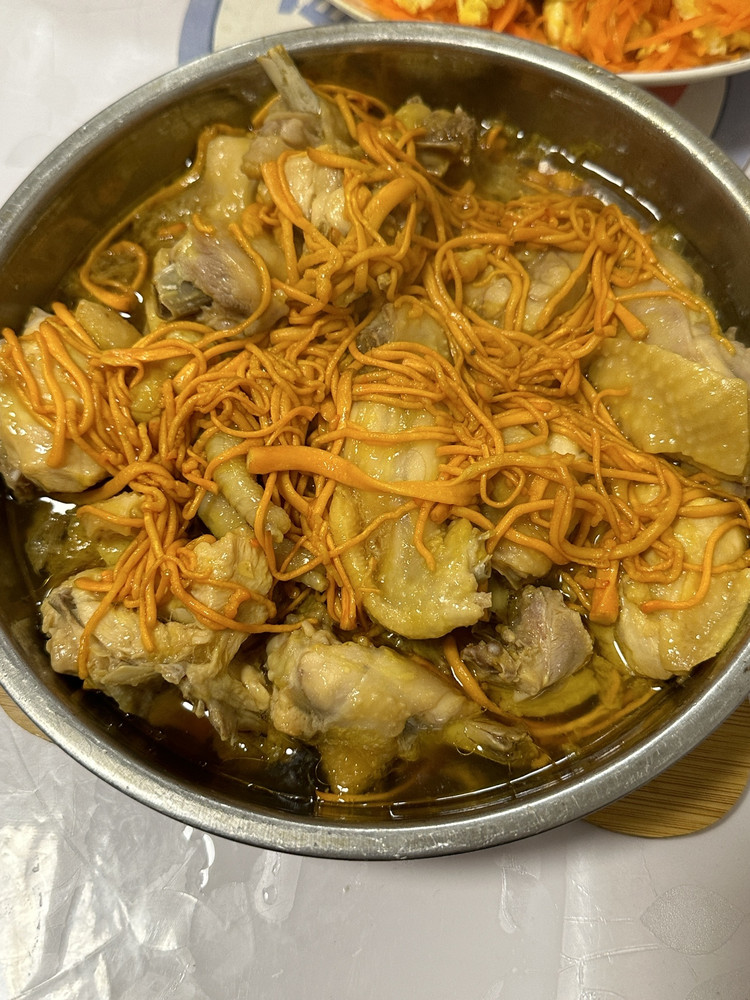 虫草花蒸鸡的做法
