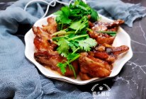 话梅酱排骨：酸甜可口饭之友的做法