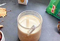 #南北面点大不同#焦糖红豆奶茶的做法