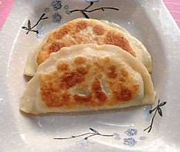 韭菜鸡蛋盒子的做法