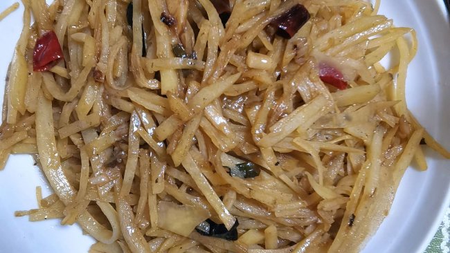 酸辣土豆丝的做法