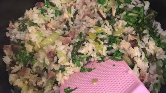 香肠菜饭（铸铁锅版）的做法
