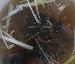 补气血乌鸡汤的做法