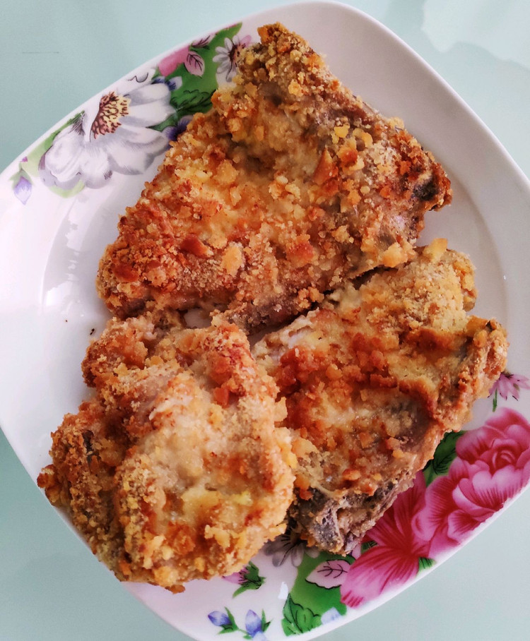 炸猪排（闲趣饼干）的做法