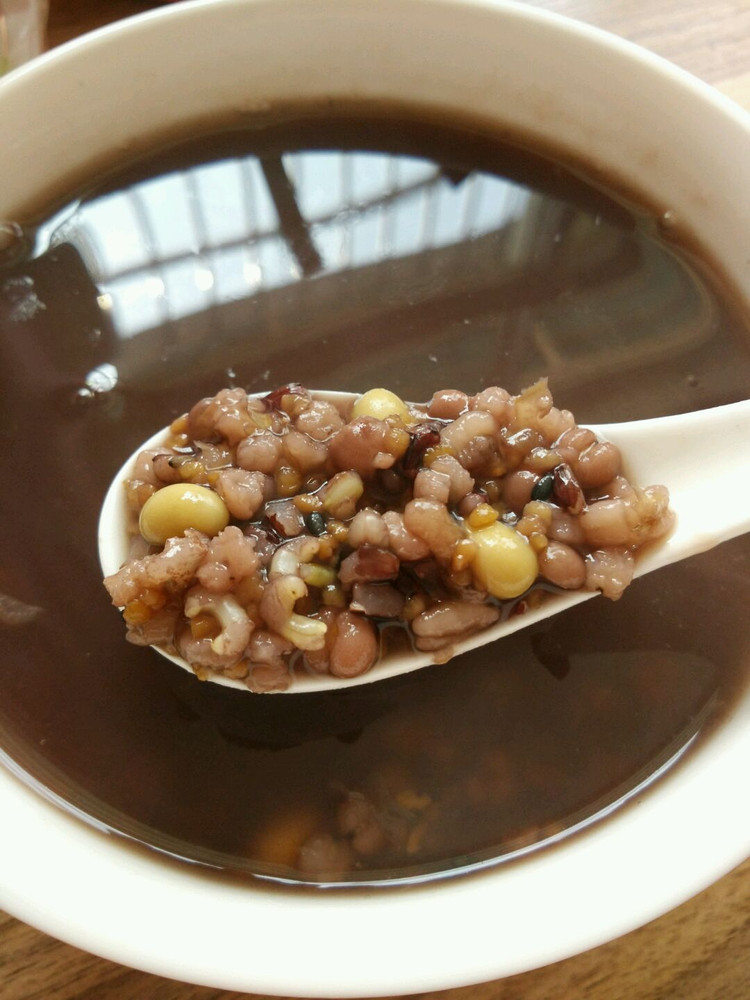 美白杂粮粥的做法