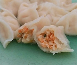 胡萝卜玉米鸡肉饺子的做法