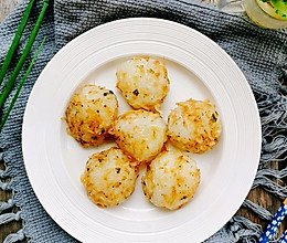 团团圆圆～虾皮萝卜丸的做法