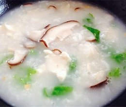 香菇滑鸡粥的做法