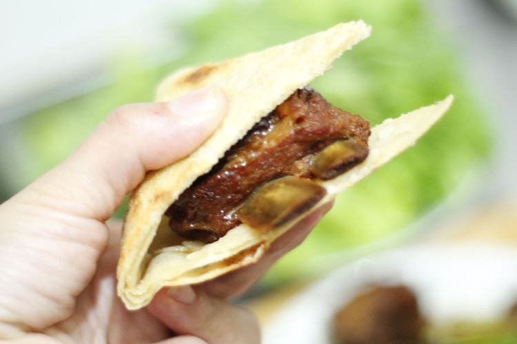 这样的羊肉你没吃过，妙香羊排泡饼，贴秋膘走起的做法