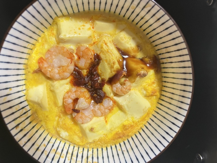 虾仁内脂豆腐的做法